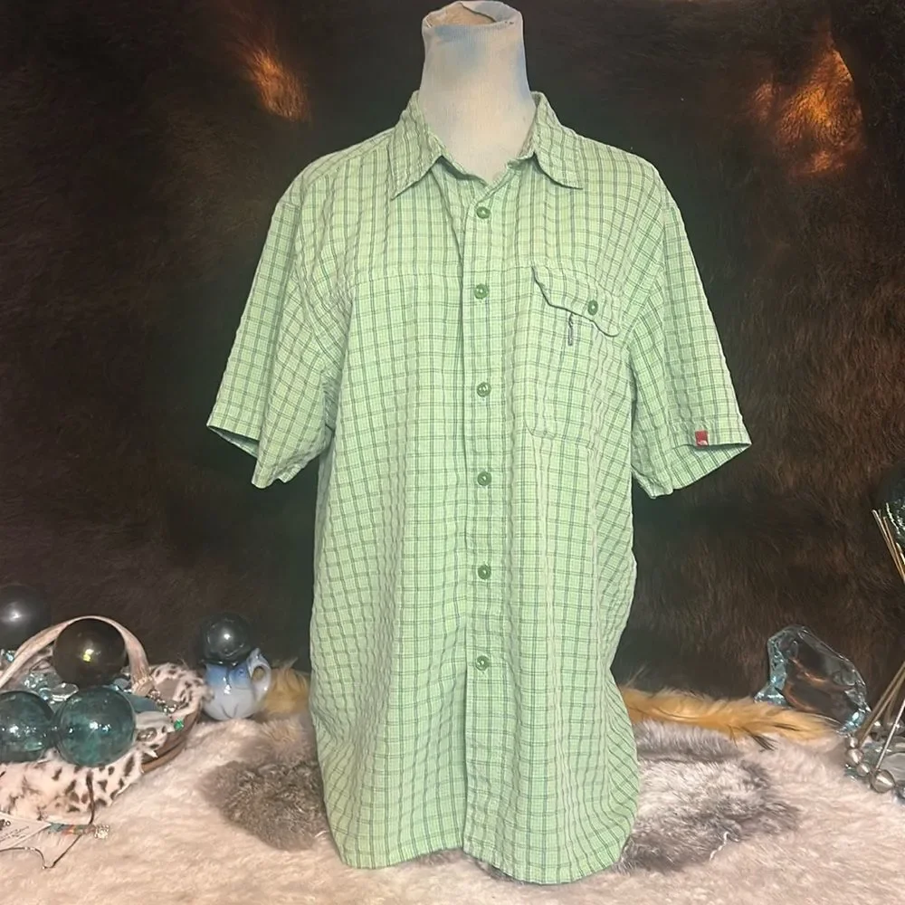 The Northface button-down short sleeve shirt, L (7001)